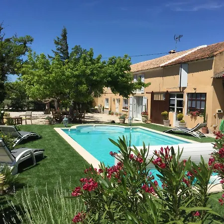 Mas 19e Entierement Climatise Avec Piscine A Usage Exclusif Roquemaure (Gard)